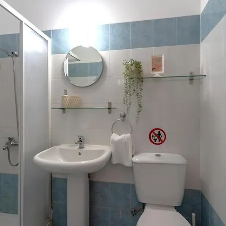 Appartement Quartz - Cozy W Balcony In Larnaca