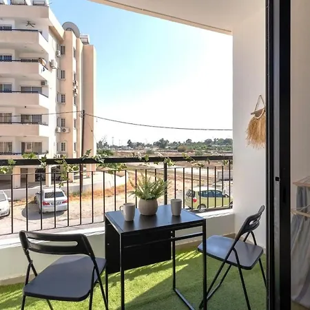 Lejlighed Quartz - Cozy W Balcony In *